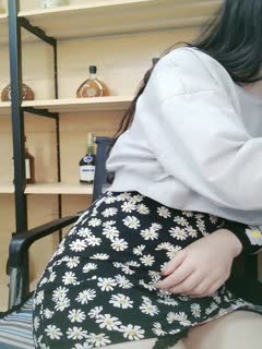 看我是怎么C哭你叫出来（原创）上帝视角特写拍摄欣赏抽插97小母狗的骚逼